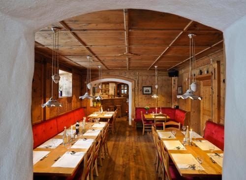 餐飲選擇, 安塔尼納別墅酒店 (Villa Antonia) in 鮑岑市中心