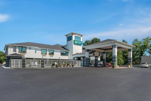 . Quality Inn Sandersville