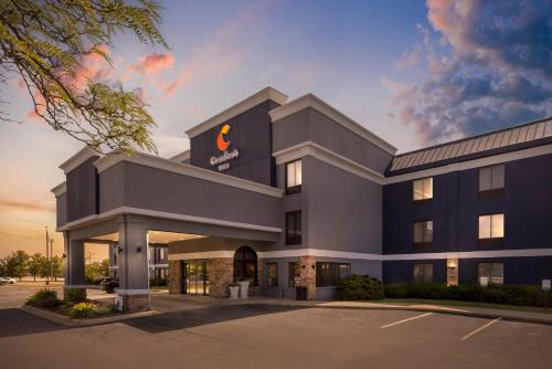Comfort Inn Bourbonnais near I-57 in Bourbonnais, USA