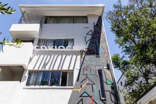 CURIOCITY Green Point