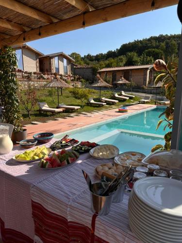 A szálláshely kívülről, Guest House Si n'shpi tande - Mrizi i Zanave in Shengjin