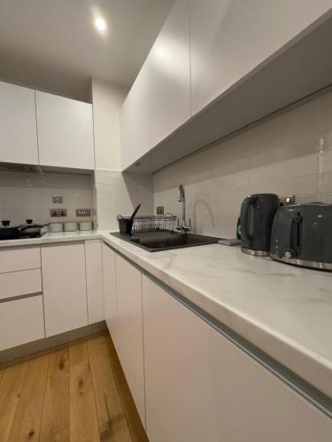1 bed home away from home, Birmingham (fotografie 7)
