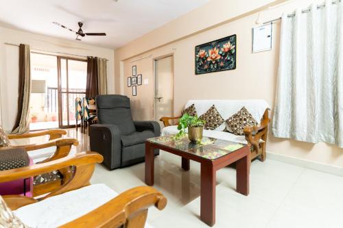 One-Bedroom Apartment image 10