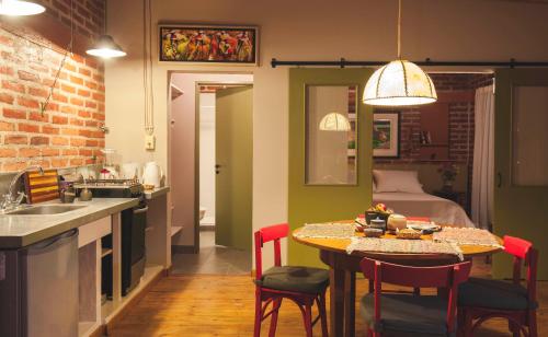 Facilities, En el Taller in San Salvador De Jujuy