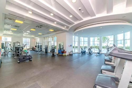 Yogi – 2BR Churchill | High Floor | Burj View - image 10