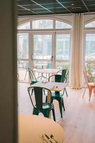 Hotel Restaurant Spa Aigue Marine - image 6