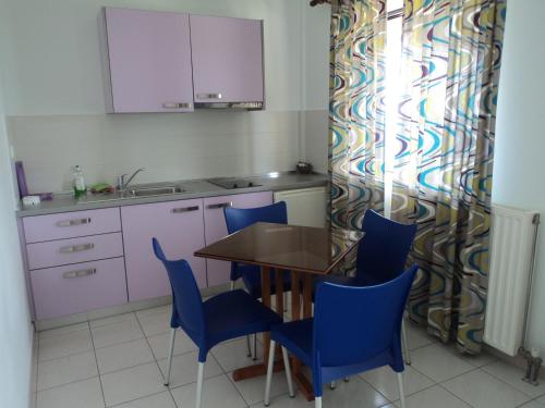 Paraschou Guesthouse