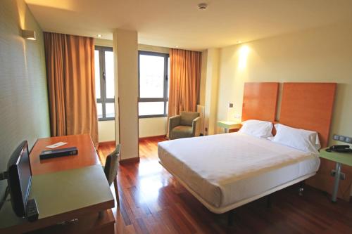 Single Room image 10
