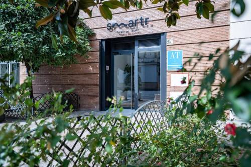 Sevilla Smartr Sevilla Puente de Triana 3-Star Guesthouse exterior