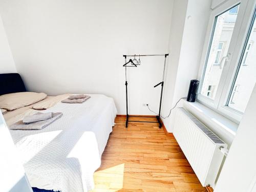 2 Bedroom Apartments, near Belvedere, Equipped Kitchen, no Elevator 4th Floor, Viena (foto 8)