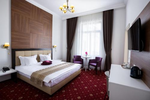 Hotel Saint Germain Room Type - Double Room - Disability Access