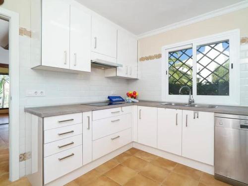 Encantadora villa en Javea con piscina privada y aire acondicionado, cerca de la playa - ES-160-18 in La Pedrera