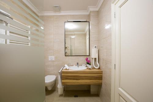 Hotel Saint Germain - image 9