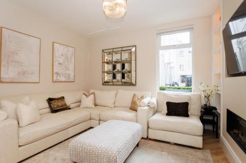 111 By Mayfair - Luxurious 12 Bedroom House, Portrush, Portrush (foto 3)