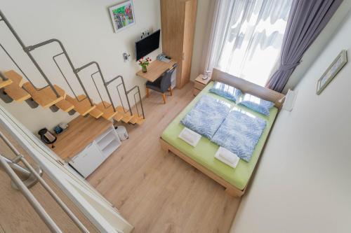 Orbit Panzió - image 6