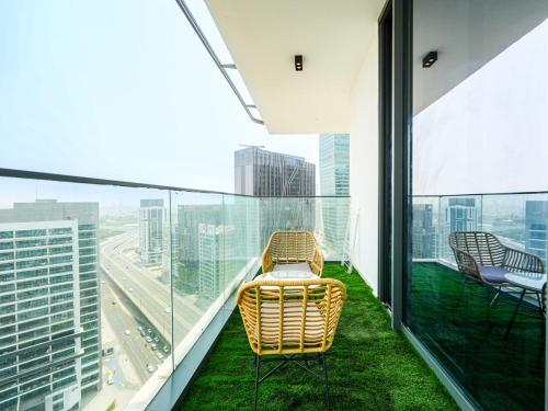 Luxury Smart 1BR -High Floor Business Bay Views, Dubaï (photo 9)