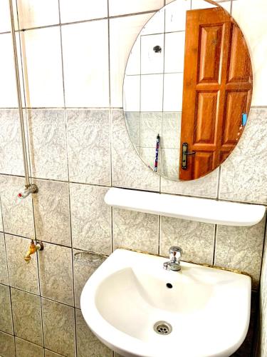 One-Bedroom Apartment image 9