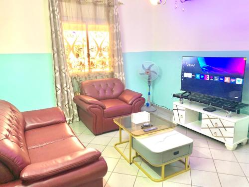 Luxury apartment Yaoundé - image 2