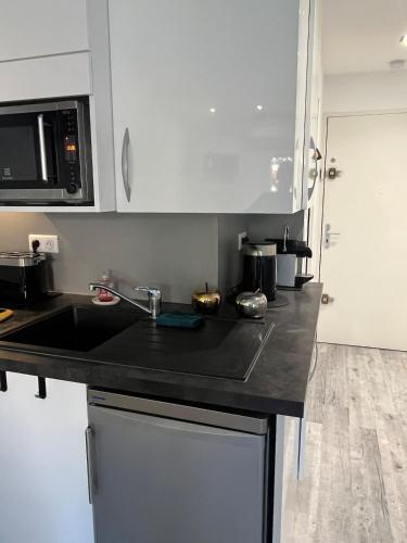 Appartement dans résidence avec Piscine Proche plage (Appartement dans residence avec Piscine Proche plage) in Le Couchant