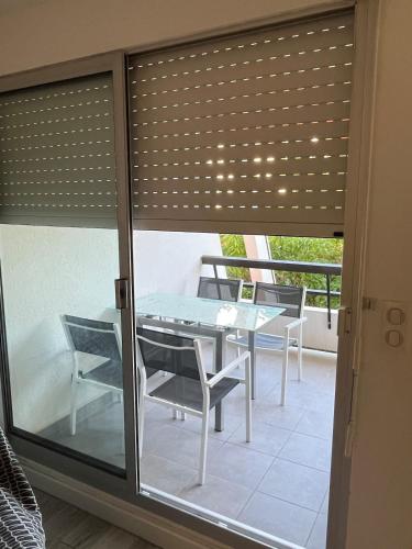 Appartement dans résidence avec Piscine Proche plage (Appartement dans residence avec Piscine Proche plage) in Le Couchant