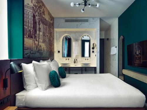 room detail thumbnail 0