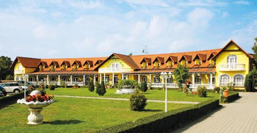 . Hotel Zámeček