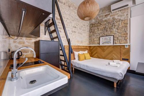 Stylish and sunny 7BD with garden for 17 guests!, Paris (photo 5)