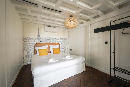 Stylish and sunny 7BD with garden for 17 guests!, Paris (photo 10)