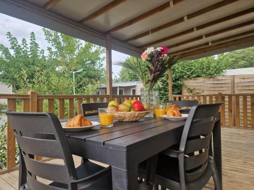 Mobil-home 4pers avec terrasse in Saint-Antoine-de-Breuilh