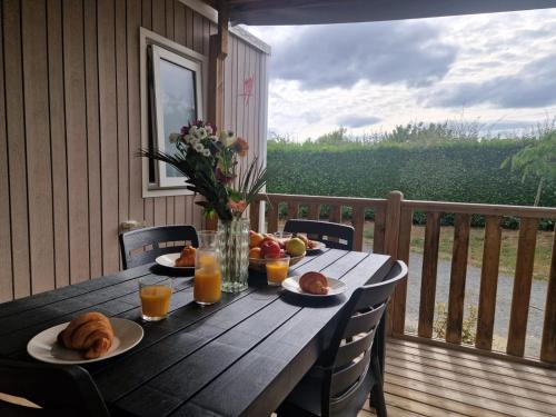 Mobil-home 4pers avec terrasse in Saint-Antoine-de-Breuilh