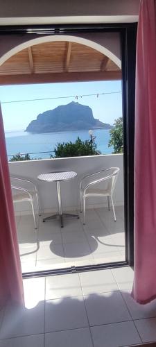 Paraschou Guesthouse
