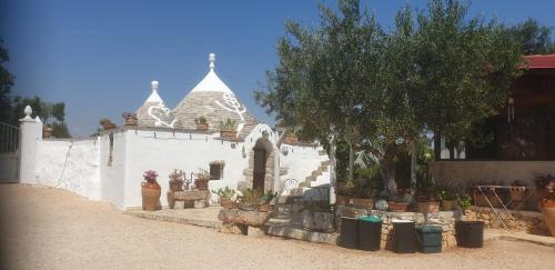 Piccolo Trullo Ostunese Le Jardin de Sophie Centre de massage holistique
