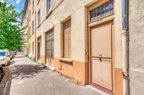 Le Docks Lodge - Studio - proche quai de Saone in Le Bourg-Gare De Vaise