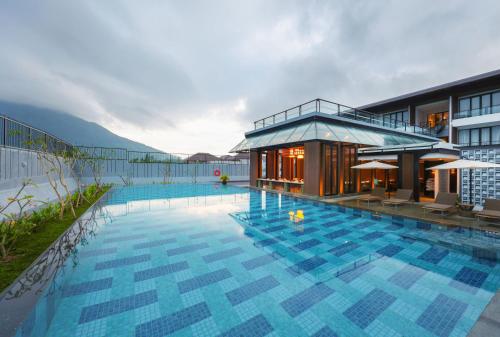 Úszómedence, Hotel Santika Premiere Garut in Garut