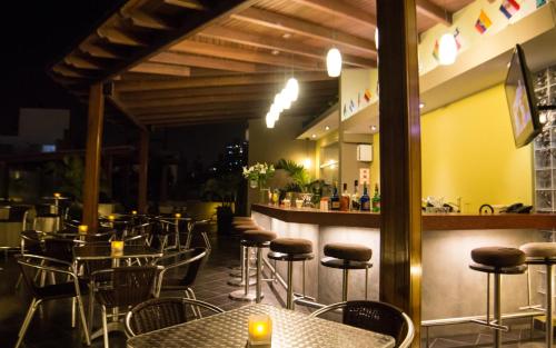 El Faro Inn