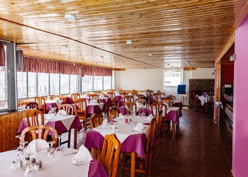 餐廳, 賽發特蒙特貝羅酒店 (Servatur Montebello) in 摩根