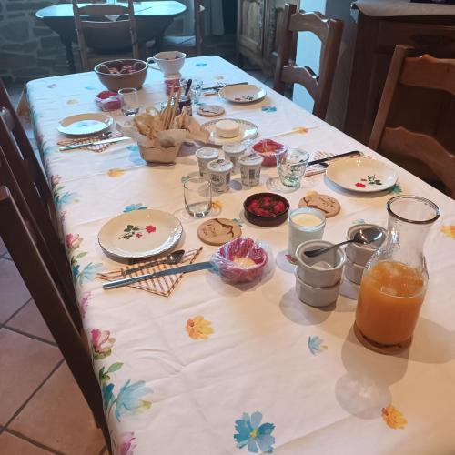 Le Logis du Rocher in Saint-Lary-Boujean