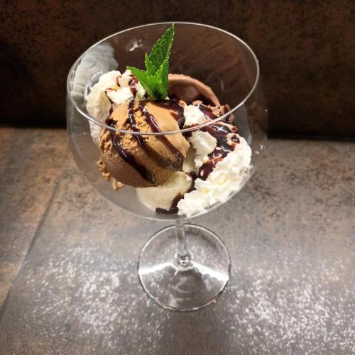 Le Logis du Rocher in Saint-Lary-Boujean