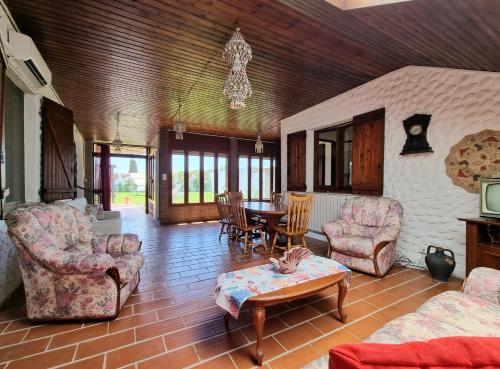 Villa Giusy in กวาร์ตู ซันต์ เอเลนา