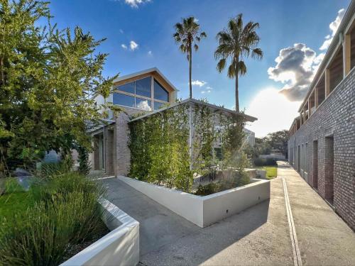 Buitenkant, The Windhoek Luxury Suites in Windhoek