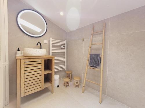 La Maison de la Baume - Cocon à proche des plages - image 3