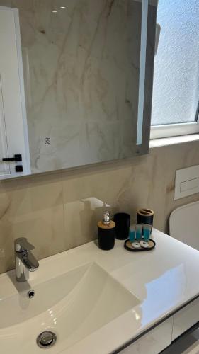 Inscape Apartments - image 5