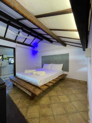 Double Room with Park View image 2