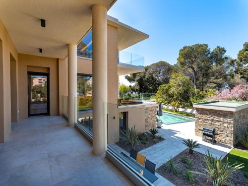 Appart Hotel 4 chambres - parking - piscine commune near La Marine