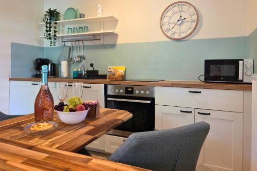 Kitchen, Grune Oase mit eigener Terrasse zwischen Altstadt und Hafen #1 in Senftenberg