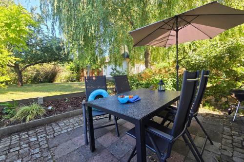Garden, Grune Oase mit eigener Terrasse zwischen Altstadt und Hafen #1 in Senftenberg