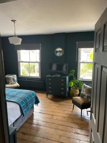 Efail Y Garn Room Type - Deluxe Double Room