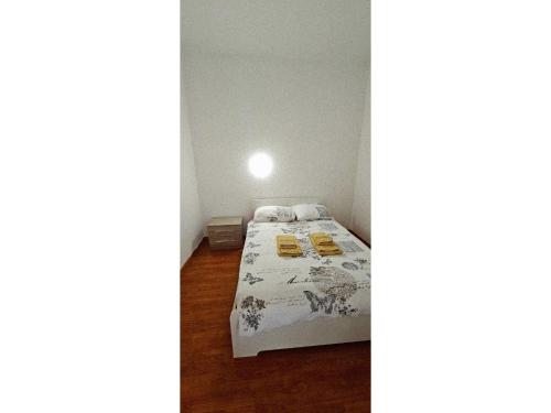 Apartment with two rooms and shared bathroom, Minusio (fotografie 7)