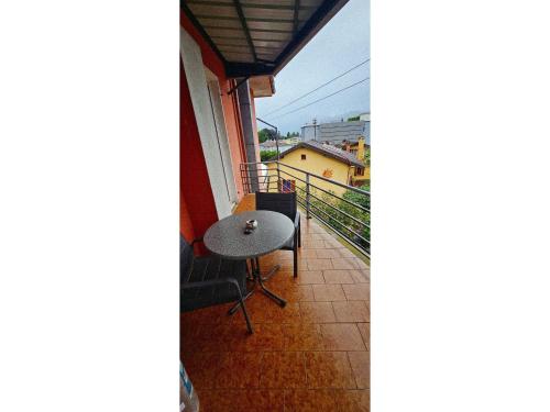 Apartment with two rooms and shared bathroom, Minusio (fotografie 10)