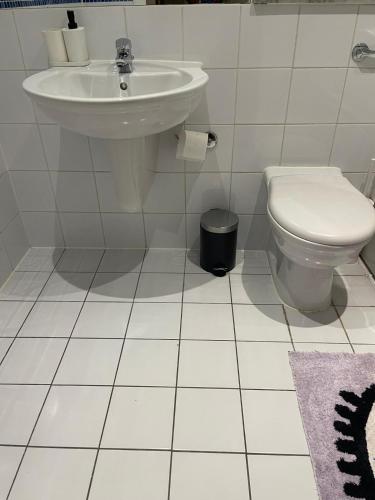 Stylish 2Bedroom Flat - City Centre - Near Leeds Station, Leeds (foto 3)